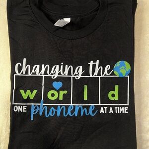 NWOT Changing the World One Phoneme at at Time Size L